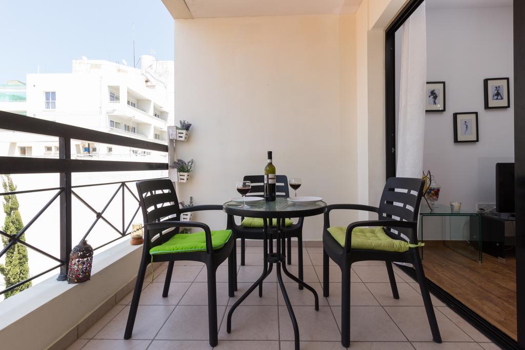 Mama Seaside Apartment Λάρνακα Εξωτερικό φωτογραφία